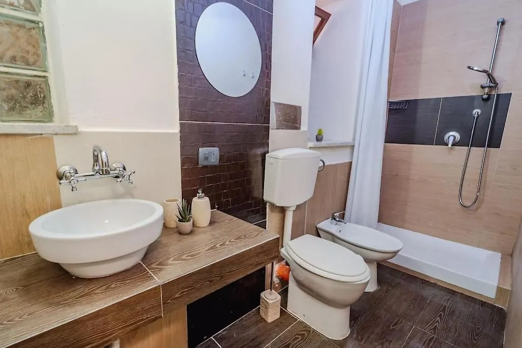 Charming Nest In The Heart Of The City Palermo